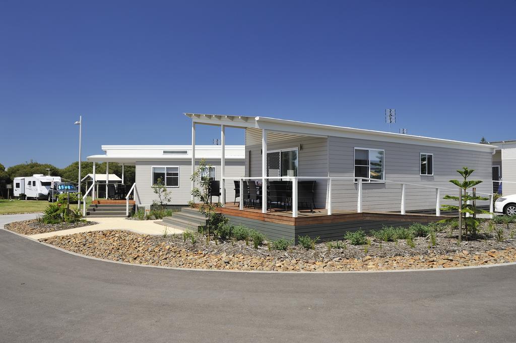 Nrma Stockton Beach Holiday Park Hotel Exterior photo